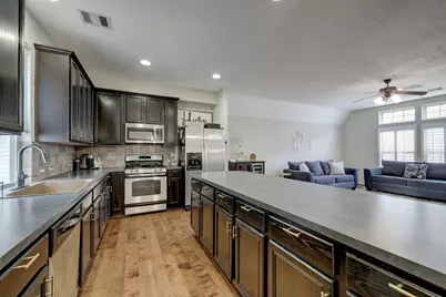 3323 Masters Point Drive, Houston, TX 77091 - Photo 7