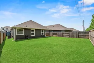 8415 Red Shiner Wy, Fulshear, TX 77441 - Photo 21