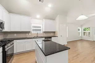 8415 Red Shiner Wy, Fulshear, TX 77441 - Photo 5