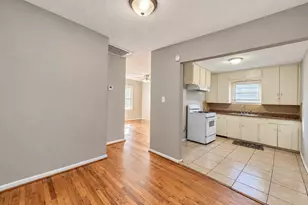 7937 Oak Knoll Ln, Houston, TX 77028 - Photo 5