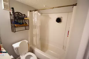 8267 Sands Point Dr, Houston, TX 77036 - Photo 5