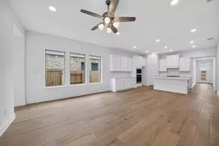27330 Scarlet Paint Brush Dr, Hockley, TX 77447 - Photo 5
