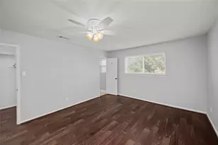 7493 Brompton St, Houston, TX 77025 - Photo 27