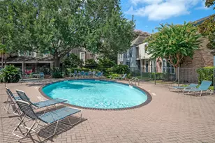 7493 Brompton St, Houston, TX 77025 - Photo 39