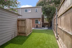 7493 Brompton St, Houston, TX 77025 - Photo 39