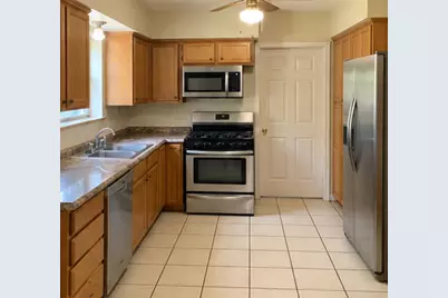 8035 Redbird Lane, Houston, TX 77044 - Photo 5