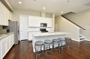 5502 Camaguey St, Houston, TX 77023 - Photo 9