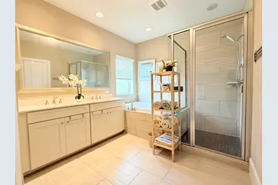 8809 Ashbloom Lane, Houston, TX 77080 - Photo 21