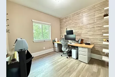 8809 Ashbloom Lane, Houston, TX 77080 - Photo 15