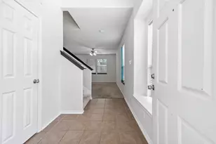 349 Brandy Ridge Ln, League City, TX 77539 - Photo 5