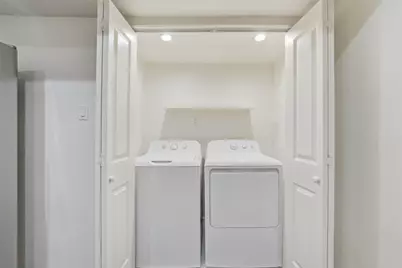 2100 Tanglewilde Street #625, Houston, TX 77063 - Photo 9