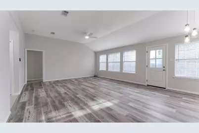 16895 Bob White, Conroe, TX 77385 - Photo 5