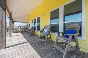 1781 S Croaker Ln W, Crystal Beach, TX 77650 - Photo 5