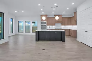 18415 Chameleon Ct, Conroe, TX 77302 - Photo 9