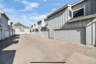 12934 Greenway Chase Ct, Houston, TX 77072 - Photo 37