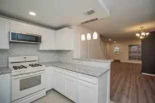 2810 Grants Lake Blvd, Sugar Land, TX 77479 - Photo 21