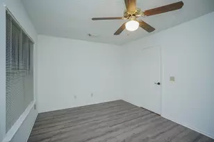 2810 Grants Lake Blvd, Sugar Land, TX 77479 - Photo 35