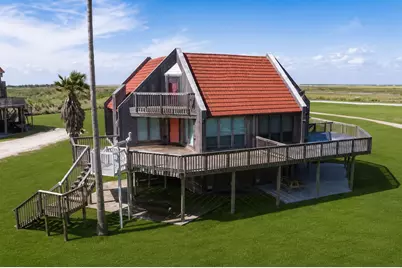 83 Private Road 638, Matagorda, TX 77457 - Photo 1