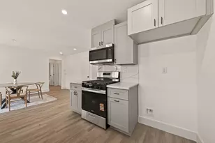 608 Lloyd Ln, Baytown, TX 77521 - Photo 13