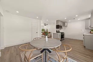 608 Lloyd Ln, Baytown, TX 77521 - Photo 9