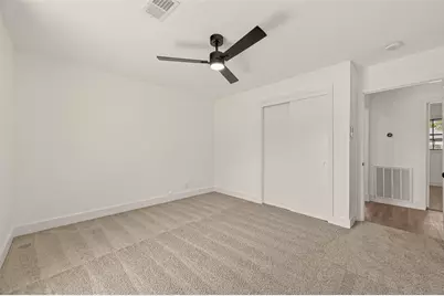 608 Lloyd Lane, Baytown, TX 77521 - Photo 19