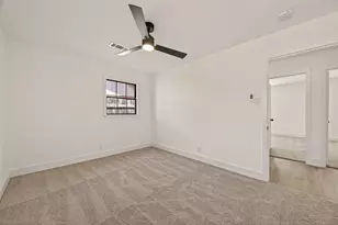 608 Lloyd Ln, Baytown, TX 77521 - Photo 23