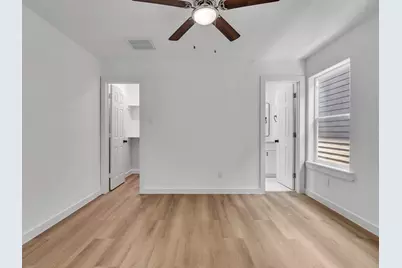 7428 Laura Koppe Rd #B, Houston, TX 77028 - Photo 15