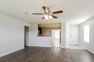 9962 Chimney Swift Ln, Conroe, TX 77385 - Photo 5