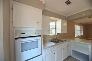2513 Mulberry Ln, Pasadena, TX 77502 - Photo 3