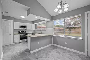 8122 Swan Meadow Ln, Humble, TX 77338 - Photo 7