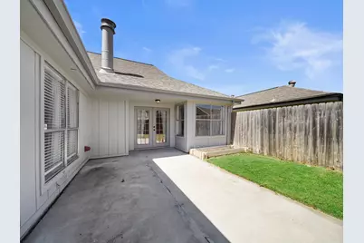 2239 Highland Hills Drive, Sugar Land, TX 77478 - Photo 27