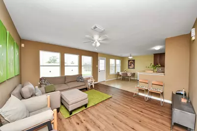 5019 Royal Cypress Drive, Katy, TX 77449 - Photo 5