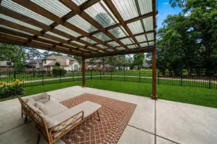 18222 Walden Forest Dr, Humble, TX 77346 - Photo 5