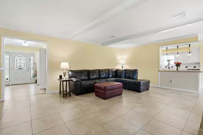 10327 Summerhill Drive, Houston, TX 77070 - Photo 5