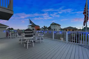 16710 Tahiti Way, Jamaica Beach, TX 77554 - Photo 11