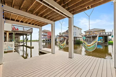 16710 Tahiti Way, Jamaica Beach, TX 77554 - Photo 41