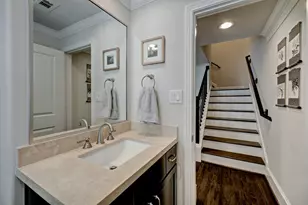 2231 Chenevert St, Houston, TX 77003 - Photo 17