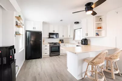 283 Barracuda Street, Bayou Vista, TX 77563 - Photo 7