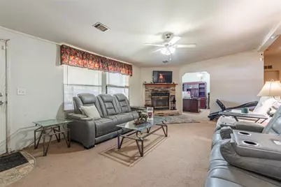 4624 6th Street, Bacliff, TX 77518 - Photo 5