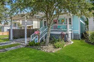 4117 Ave M 1/2, Galveston, TX 77550 - Photo 1