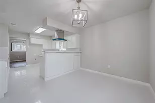 5622 Valkeith Dr, Houston, TX 77096 - Photo 17