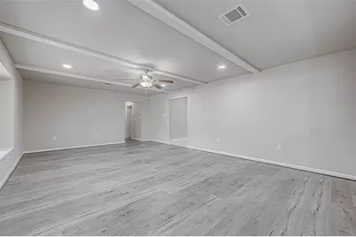 5622 Valkeith Drive, Houston, TX 77096 - Photo 19