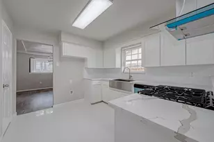 5622 Valkeith Dr, Houston, TX 77096 - Photo 15
