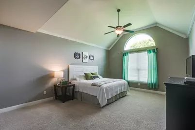 14607 Carolina Hollow Lane, Houston, TX 77044 - Photo 17