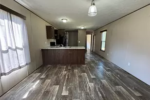 18093 Pickering Rd, Conroe, TX 77302 - Photo 15