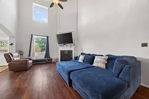 394 Dover Ln, League City, TX 77573 - Photo 9