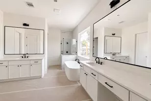8033 Ridgeview Dr, Houston, TX 77055 - Photo 7