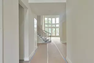 8033 Ridgeview Dr, Houston, TX 77055 - Photo 5