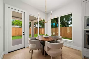 8033 Ridgeview Dr, Houston, TX 77055 - Photo 21