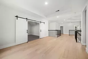 8033 Ridgeview Dr, Houston, TX 77055 - Photo 21
